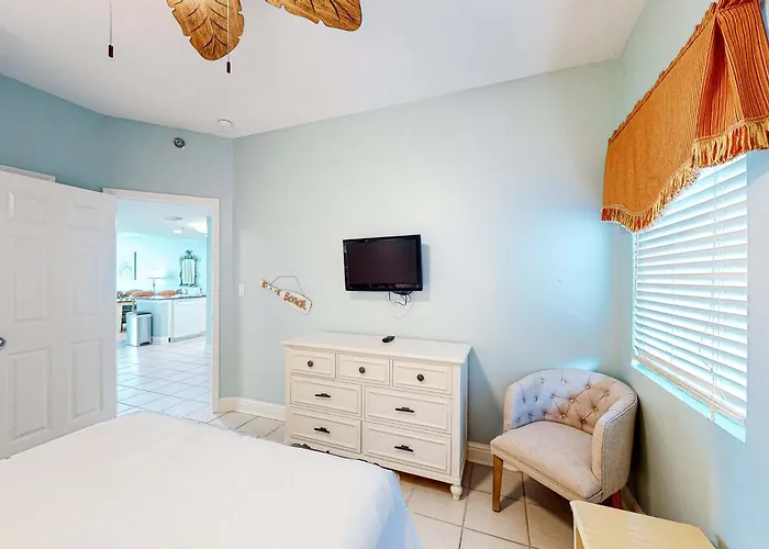 Holiday home Gulf-front W Great Views Balcony & Shared Pools Hot Tubs & Sauna Gulf Shores