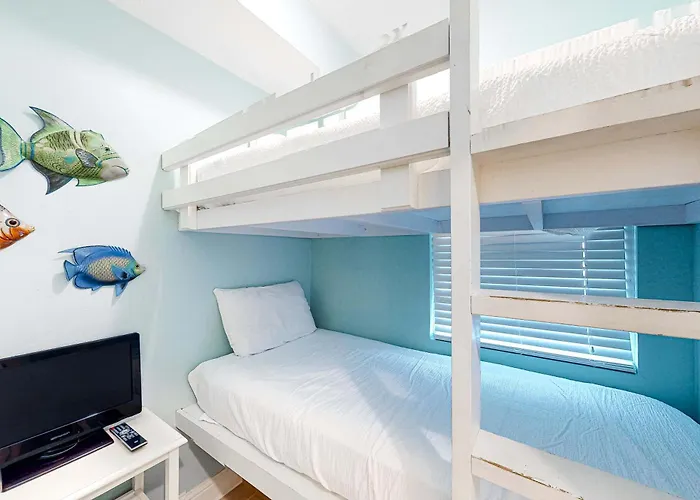 Gulf-front W Great Views Balcony & Shared Pools Hot Tubs & Sauna