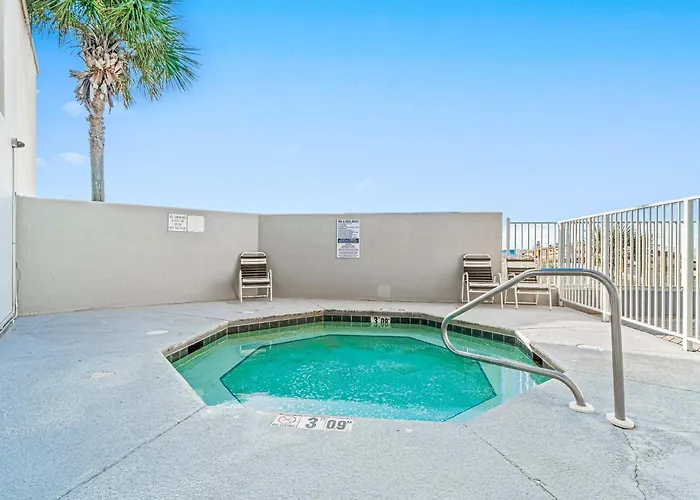 Gulf-front W Great Views Balcony & Shared Pools Hot Tubs & Sauna Holiday home *